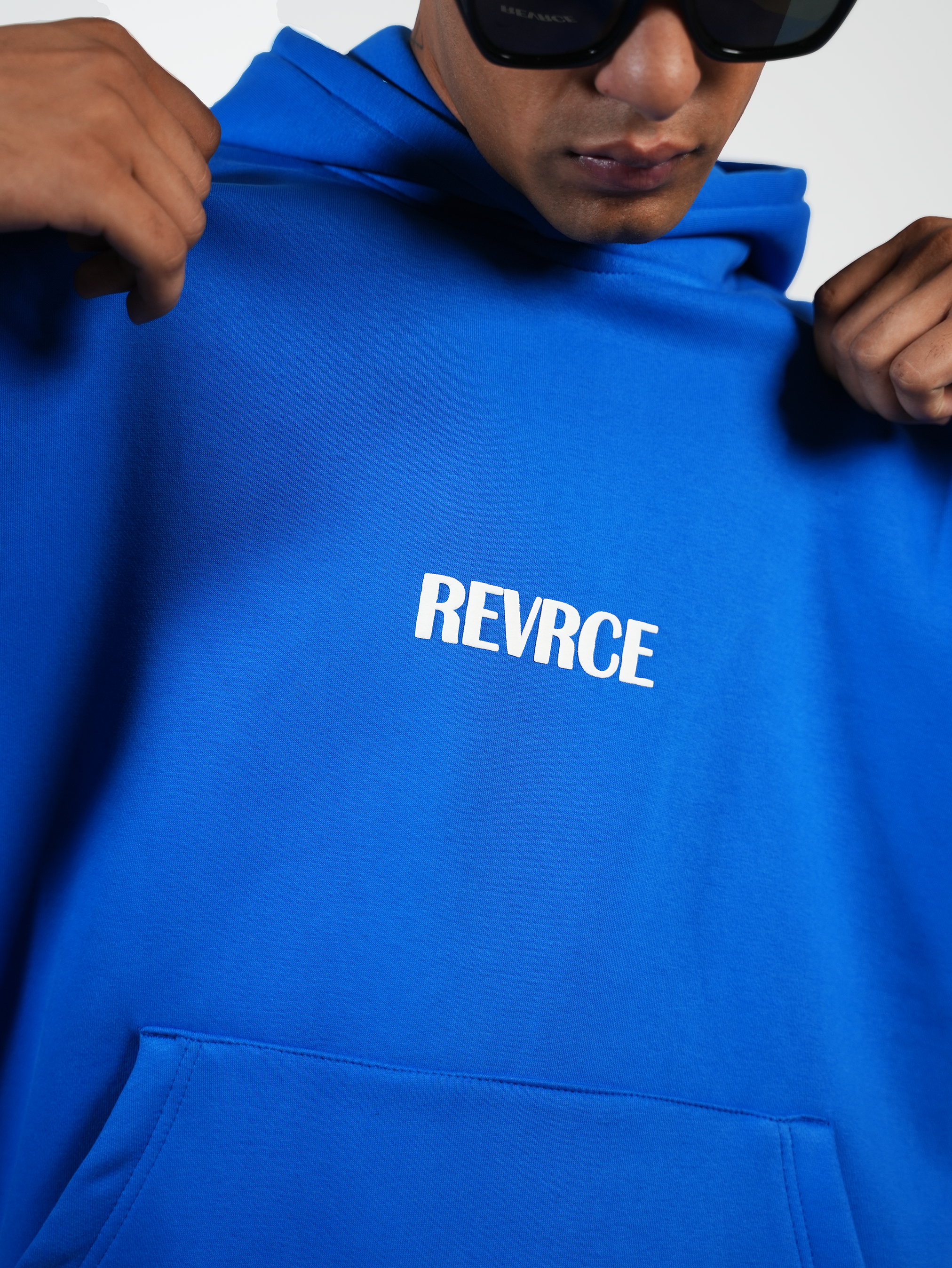 ELECTRIC BLUE BASIC HOODIE - REVRCE